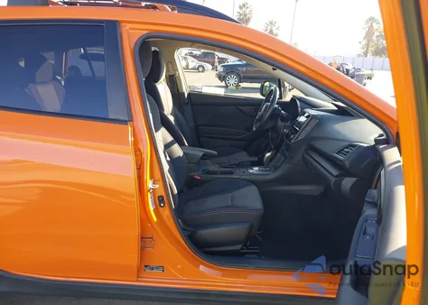2019 Subaru Crosstrek 2.0I Premium z USA, uszkodzony, nr VIN JF2GTAEC8K8232172